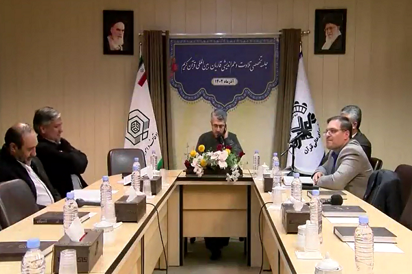 Iranian qari Hamid Reza Nasiri reciting verses from Holy Quran