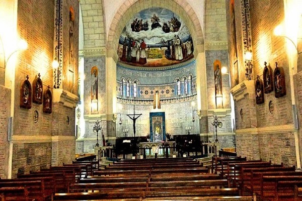 Algeria’s Notre Dame d'Afrique (Our Lady of Africa) Church hosts joint Muslim-Christian prayer in support of Palestine