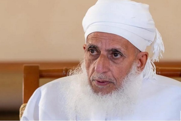 Grand Mufti of Oman Sheikh Ahmed bin Hamad Al Khalili