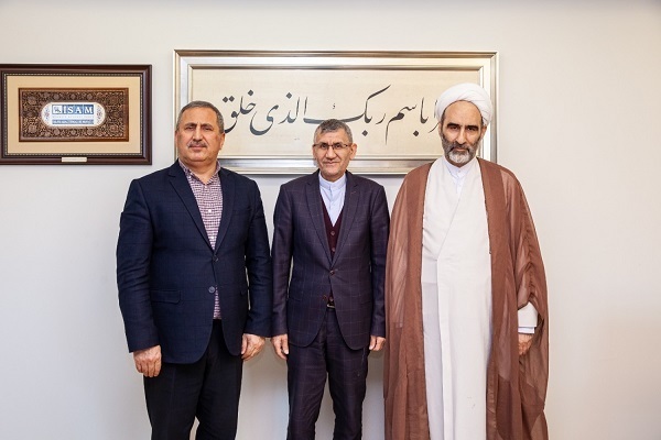 Member of Iran’s Assembly of Experts Visits Islamic Studies Center in Istanbul