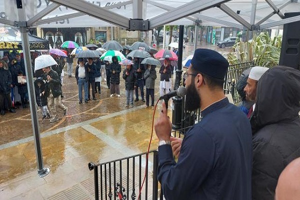 Protest against Quran Desecration Held in Blackburn despite Heavy Rain