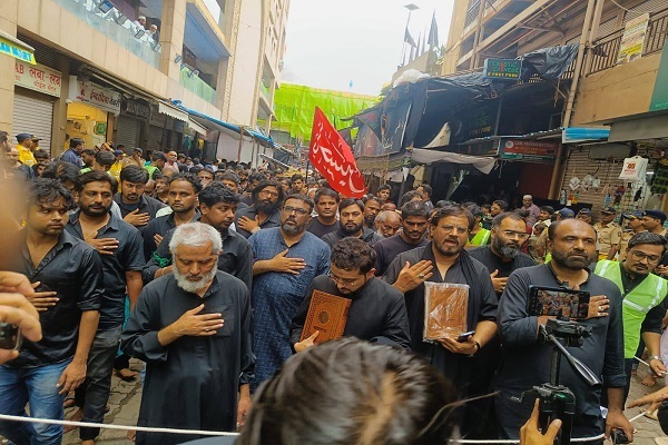 Mumbai Muslims Mourn Martyrdom of Imam Hussein