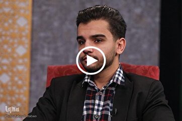 Iranian Qari Responds to Quran Desecration by Reciting A Verse