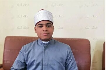 Egyptian Student Recites Quran in Mustafa Ismail Style (+Video)