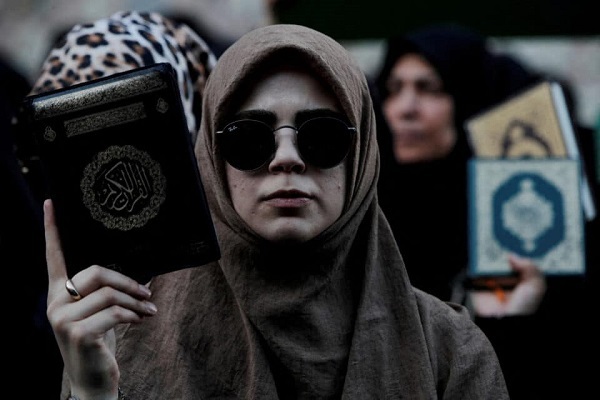 Protest against Quran desecration