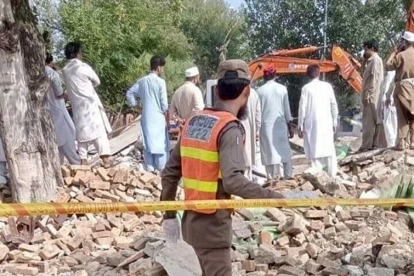 Mosque blast in Pakistan