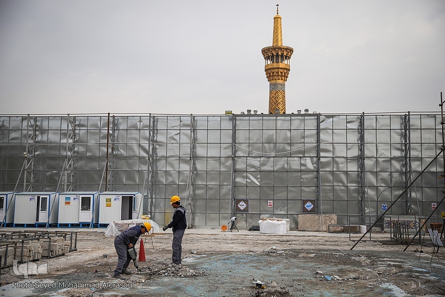 Imam Reza Shrine Starts Building New Portico