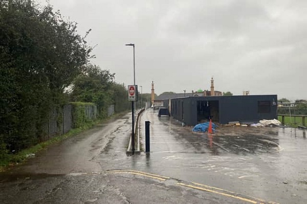 Temporary Mosque Approved in Wakefield During Construction of New Building