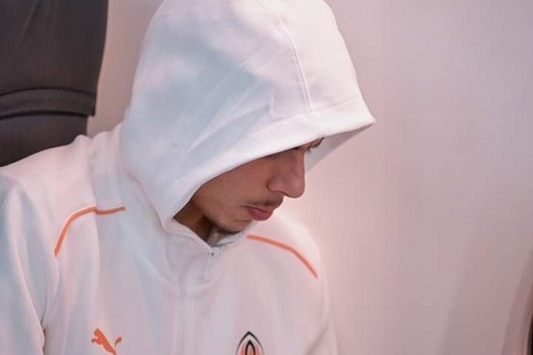 Photos of Quran Reading by Ukraine Team Player Go Viral  