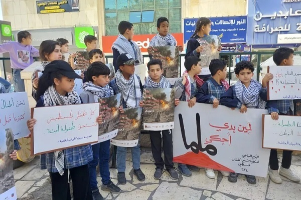 Children in war-hit Gaza
