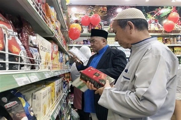 Malaysian customers choose Halal products.