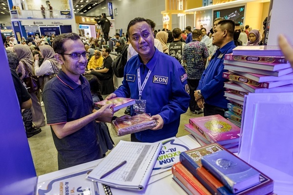 Muslims can exchange their old Quran copies for new ones at an event in Kuala Lumpr being held on November 21-24