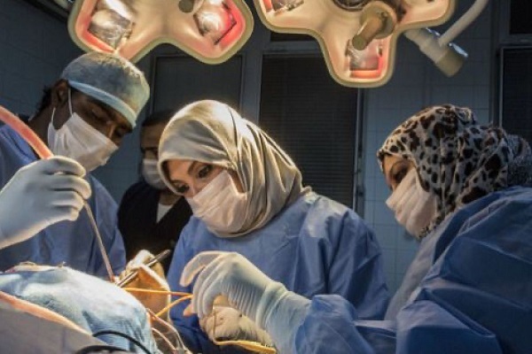 Muslim doctors in the UK