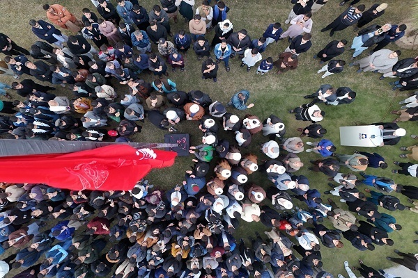A ceremony was held to raise a Fatemi flag at Al-Kawthar University in Islamabad, Pakistan.