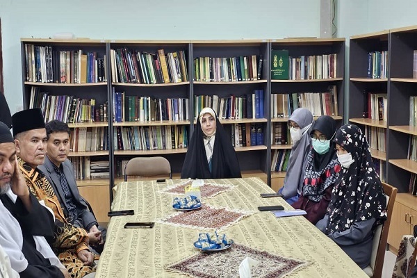 Iran Ready to Contribute to Promotion of Quranic Activities in Thailand