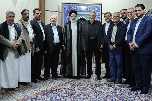 A group of cultural and literary figures of the Muslim world who have travelled to Iran to attend the 35th Tehran International Book Fair (TIBF) met with Iranian President Ebrahim Raeisi