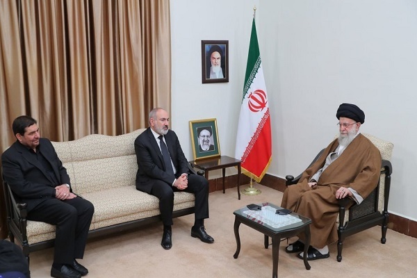 Ayatollah Khamenei Hails Tunisia’s Anti-Israel Stances