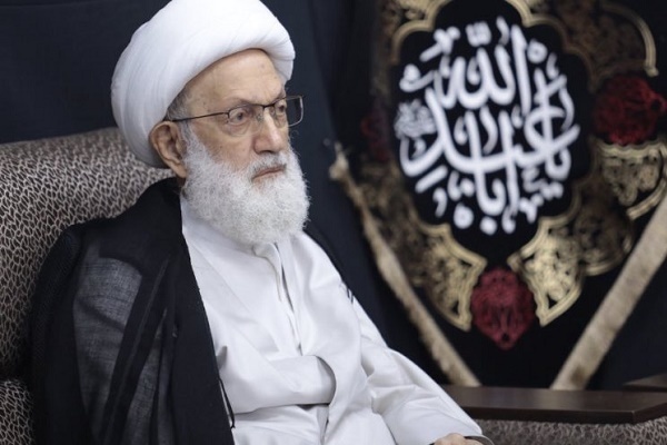Bahrain's top Shia cleric Sheikh Isa Qassim