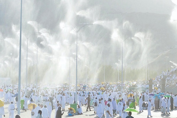 The massive water sprinkler system installed at the Grand Mosque compound in Mecca has helped reduced health risks associated with high temperatures on pilgrims performing Hajj rituals.