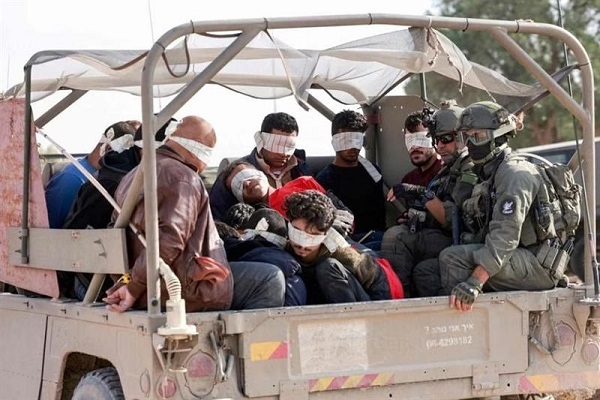Israeli regime forces detain Palestinian youths