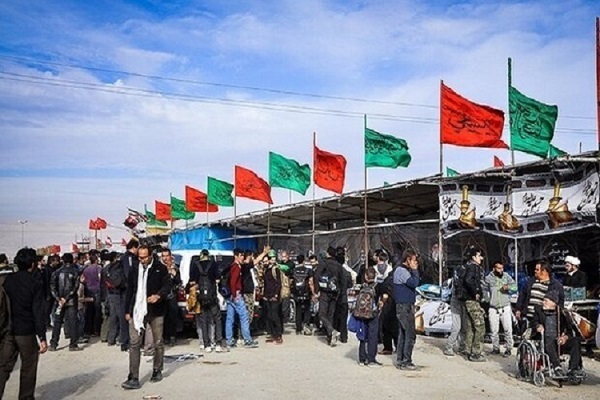 A Moukeb on the path of Arbaeen pilgrims