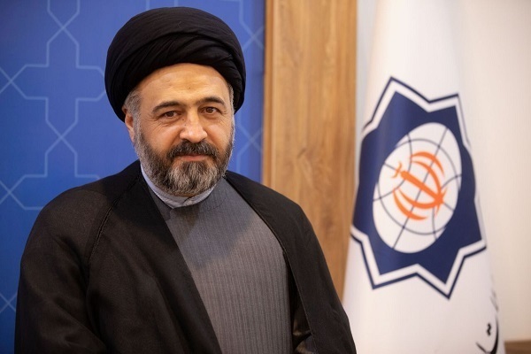 Hojat-ol-Islam Hosseini Neishaburi, head of the International Quran and Propagation Center