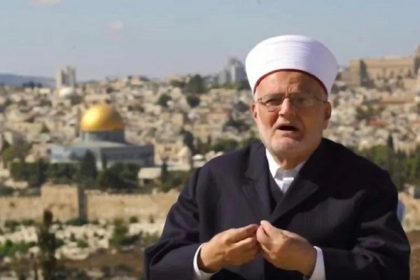 Al-Aqsa Mosque preacher Sheikh Akrama Sabri