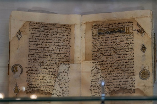 Rare Quran Manuscripts Expo Launched in Iraq’s Najaf