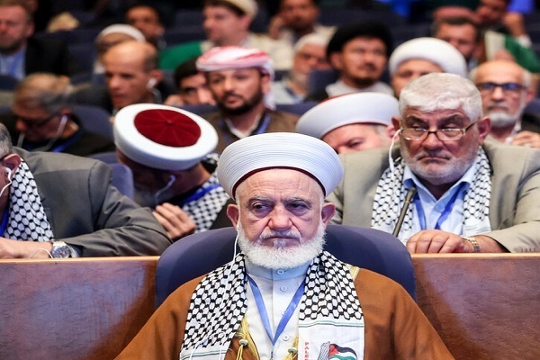 Sheikh Hussein Muhammad Qassim, president of the Council of Palestinian Scholars in Lebanon