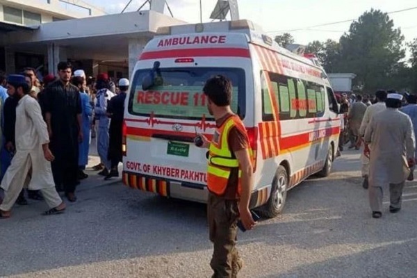 Pakistan: 13 Injured in Mosque Roof Collapse in Hangu