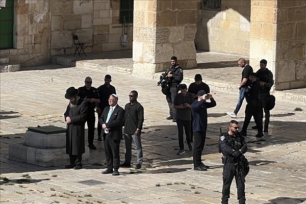 'Dangerous Escalation': Israeli Minister Condemned for Storming Al-Aqsa Mosque