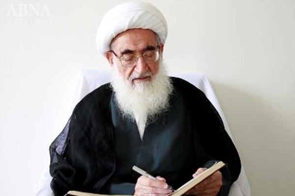 Senior Iranian Shia cleric Grand Ayatollah Hossein Ali Nouri Hamedani