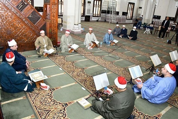 A Quranic circle at a mosque in Egypt