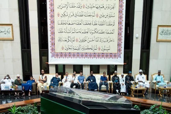 Contenders in Saudi Int’l Quran Contest Visit Medina Quran Printing Complex   