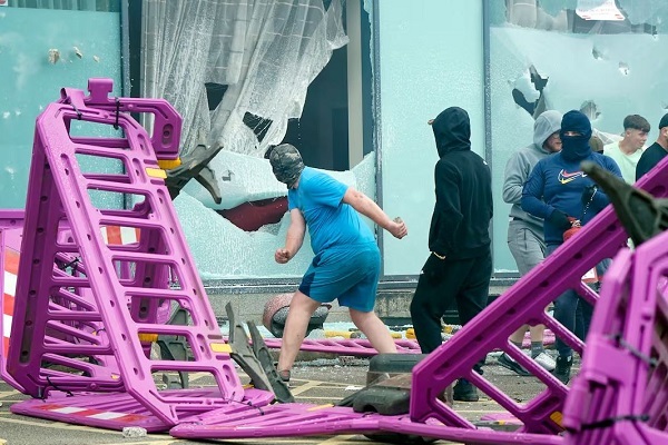 UK Announces £29.4m Security Package for Mosques Amid Rising Violence