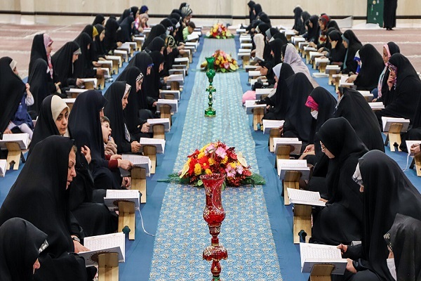 A Quranic circle for women in Iran