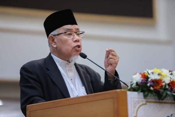 Malaysian Scholar Urges Sending Islamic Peacekeeping Forces to Stop Israeli Crimes