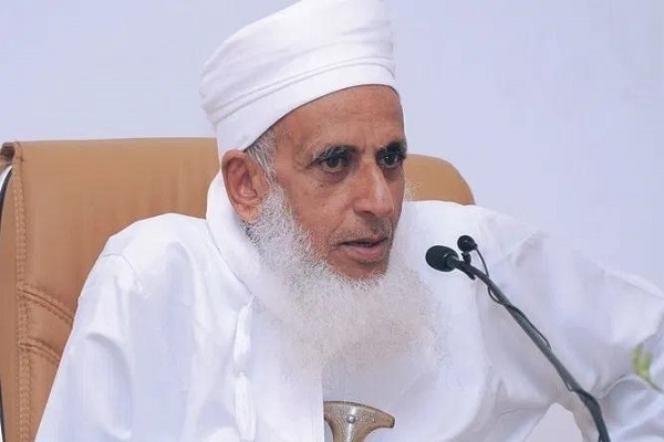 Mufti of Oman Sheikh Ahmed bin Hamad al-Khalili