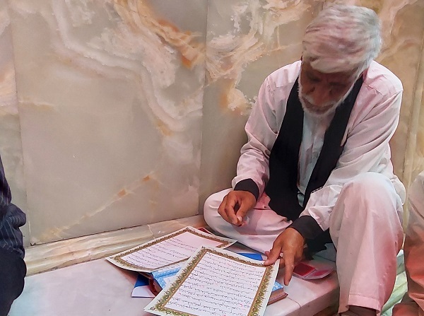 Artist Pilgrims Write Quran During 2024 Arbaeen Pilgrimage