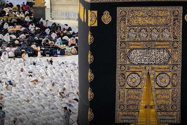 Pilgrims at Mecca Grand Mosque