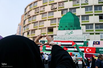Photos: Thousands Mark 2025 Milad-un-Nabi in Tehran