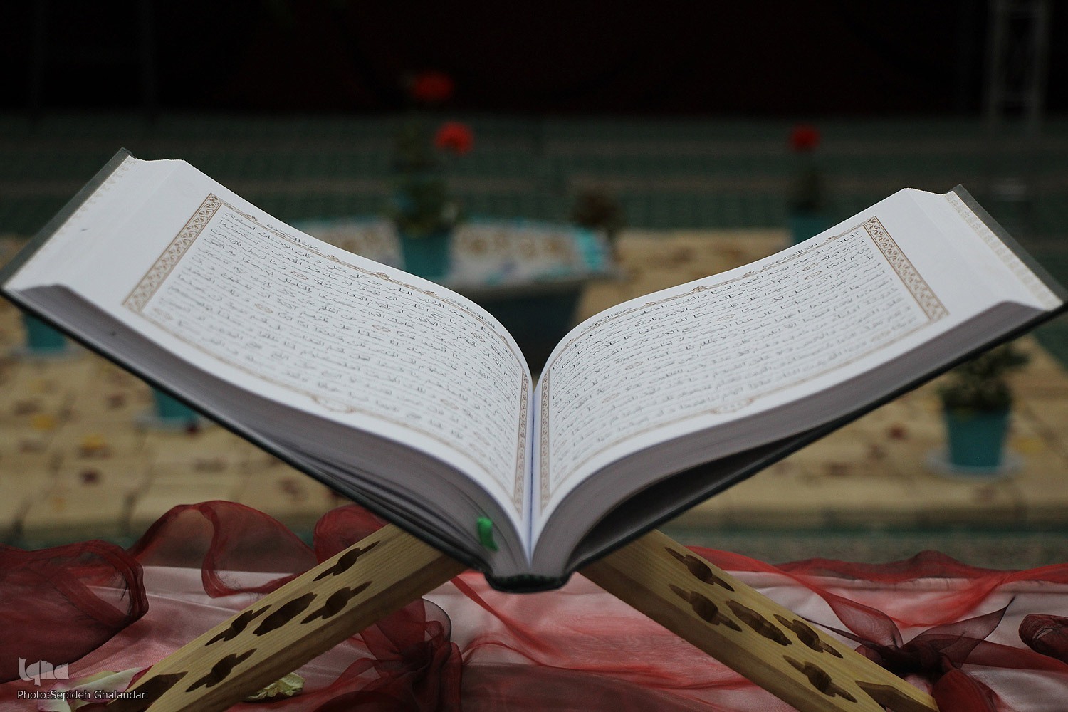 Researcher Says Quran Promotes Intercultural Dialogue Based on Dignity, Mutual Recognition Researcher Says Quran Promotes Intercultural Dialogue Based on Dignity, Mutual Recognition