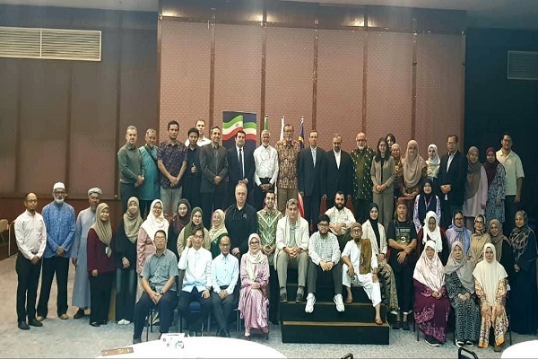 Participants in the conference “Maulana: Cultural Interaction between Iran and Malaysia” held in November 2025 at the UM University in Kuala Lumpur, Malaysia.