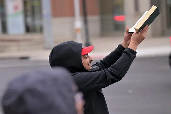 Clashes Erupt in Dearborn Over Anti-Islam Rhetoric, Quran Desecration Attempt Clashes Erupt in Dearborn Over Anti-Islam Rhetoric, Quran Desecration Attempt