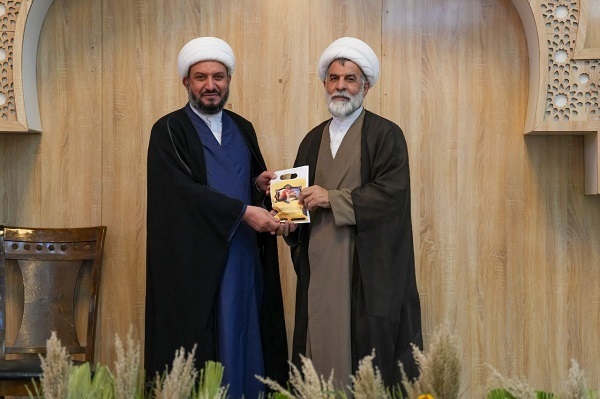 Lebanese Quranic Delegation Visits Askari Shrine in Iraq Lebanese Quranic Delegation Visits Askari Shrine in Iraq