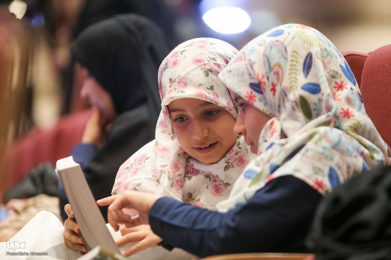 Researcher Outlines Four Common Mistakes Parents Make in Religious Upbringing Researcher Outlines Four Common Mistakes Parents Make in Religious Upbringing