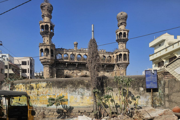 The 400-year-old Shaikpet Mosque in Hyderabad, India is set to be reopened after forty years of neglect.