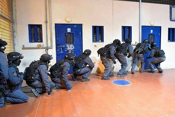 An Israeli prison raid