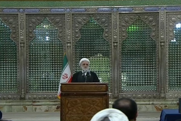 Iran’s Judiciary Chief Hojat-ol-Islam Gholam Hossein Mohseni Ejei visited Imam Khomeini’s mausoleum south of Tehran on Sunday, February 2, 2025.