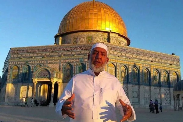 Prominent Palestinian Cleric Banned from Al-Aqsa After Israeli Detention